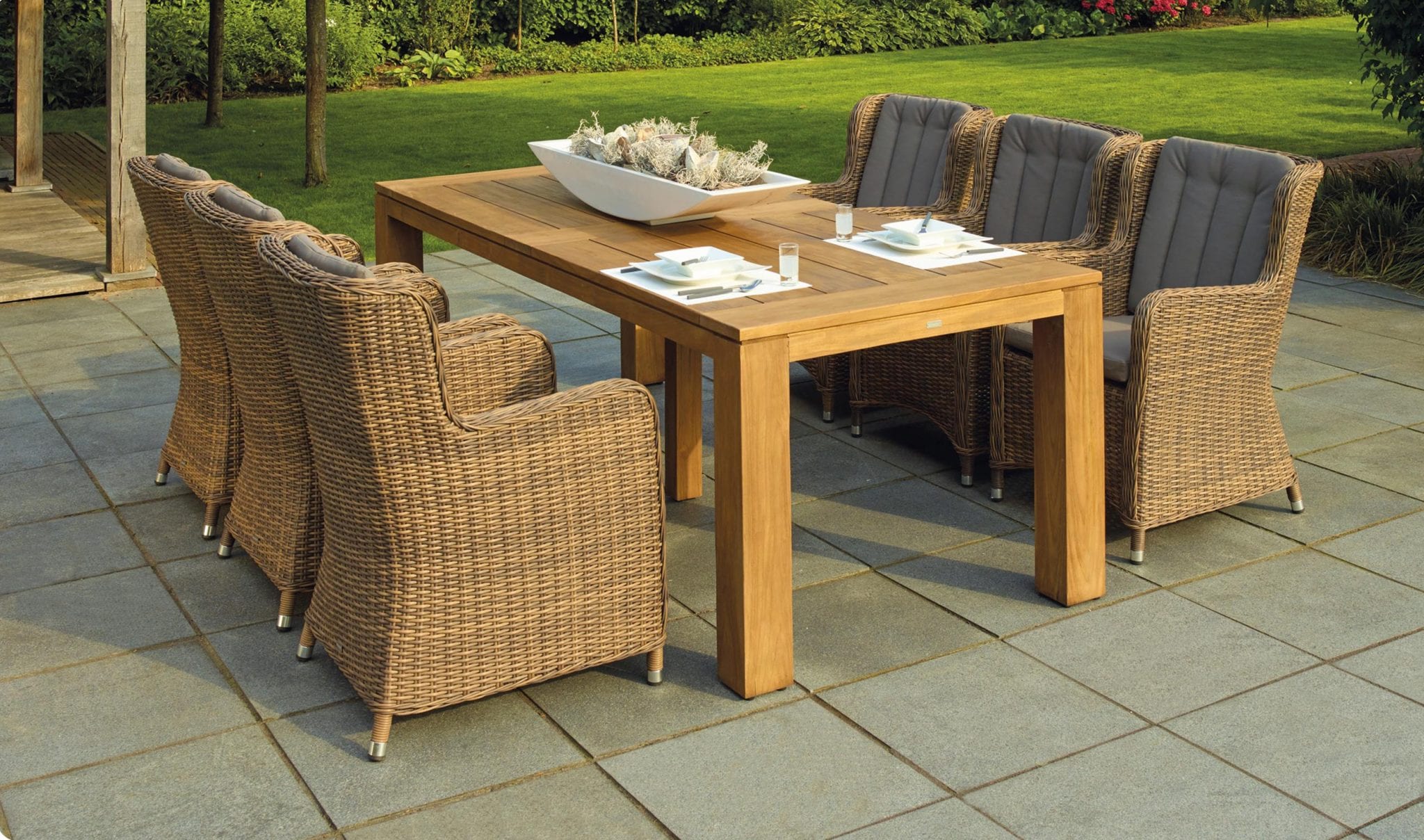 Patio chairs and table Hammond Lumber